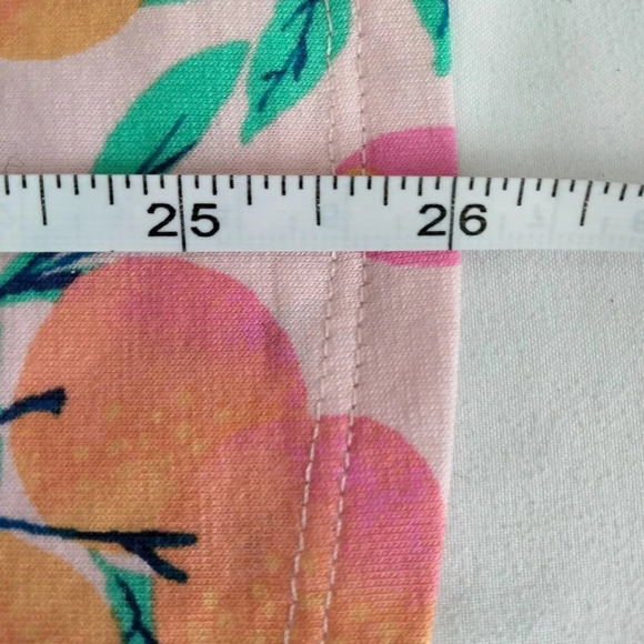 Cuddl Duds Women L Top Pink Mult color Peach Graphic Print NEW - Picture 5 of 11